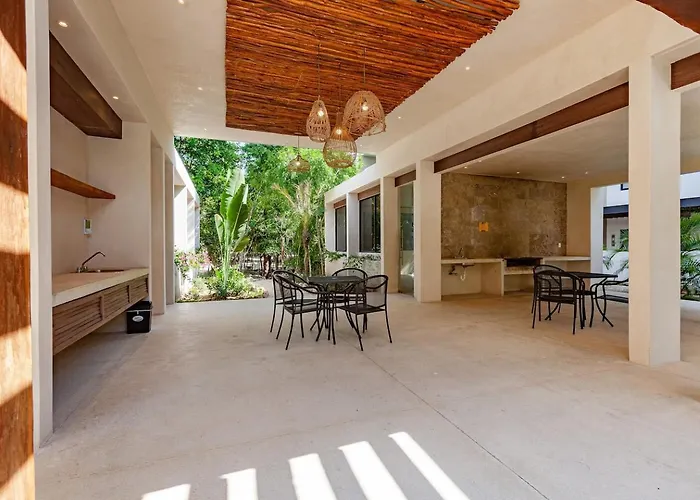 New Selva Condo12min To Beach,gym,pool,playground Casa de férias Playa del Carmen